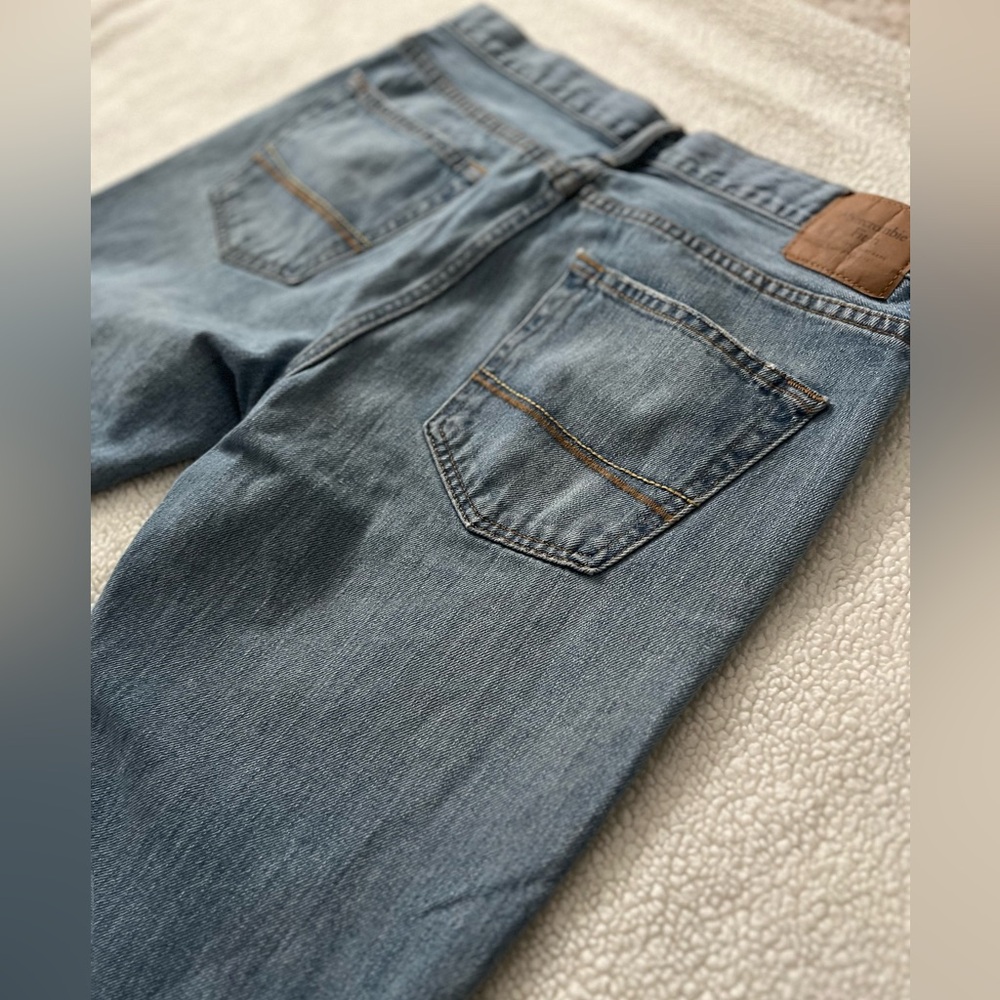 Abercrombie & Fitch Blue Bootcut Jeans, Size 32x34 - Picture 8 of 10